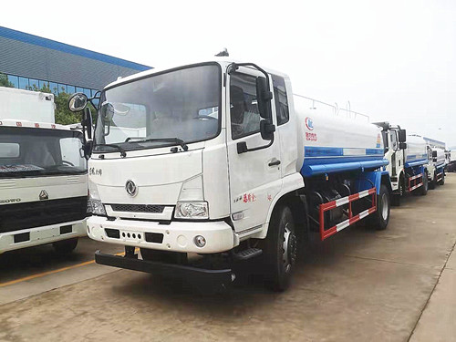12噸灑水車(chē)價(jià)格，東風(fēng)新款天錦多少錢(qián)