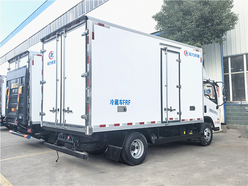 福田領航M5冷藏車
