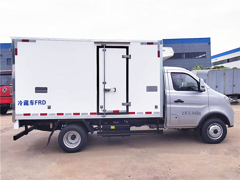 長安跨越X3后雙輪冷藏車 長安跨越X3后雙輪冷藏車