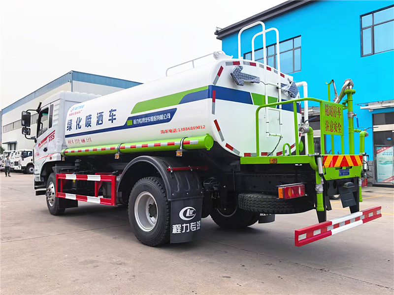 東風(fēng)專用底盤D3灑水車